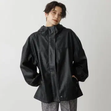 아줄바이마우지 인조 가죽 자켓 M 사이즈 미사용 새상품