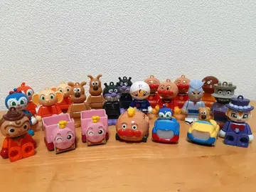호빵맨 블록 라보 스윙 인형, 가챠가챠