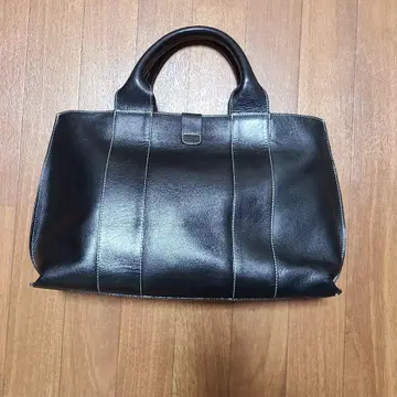 [ 새상품급 ] 블랙 가죽 핸드백
