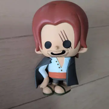 원피스 샹크스 피규어 약 10cm