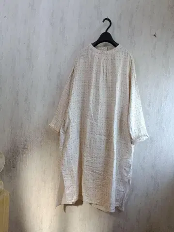 네이비 코튼 코몬 무늬 하늘하늘 원피스