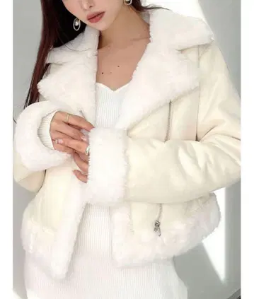 RESEXXY 페이크 무스탕 블루종