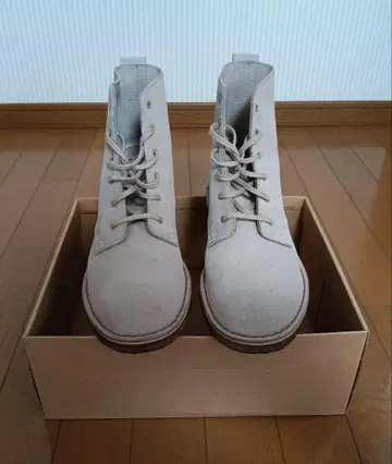 Clarks 42 1/2 8 1/2 클락스 디저트 마리 새상품급