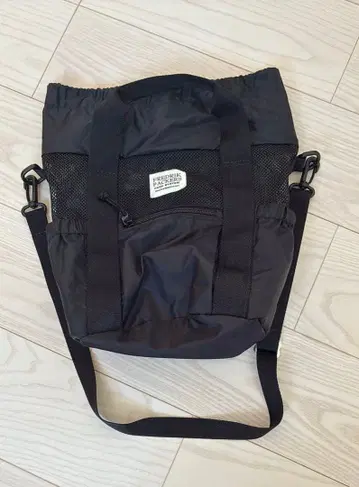 블랙 나일론 숄더백