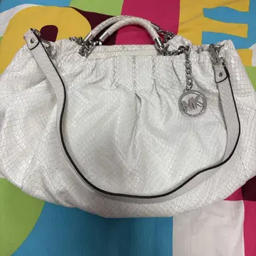 중고 정품 Michael Kors 화이트 핸드백