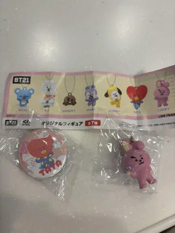 BT21 쿠라스시 피규어 COOKY 와 캔뱃지 TATA