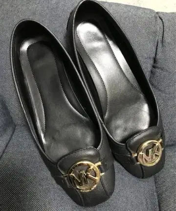 Michael Kors 블랙 플랫슈즈 빅 사이즈 25cm