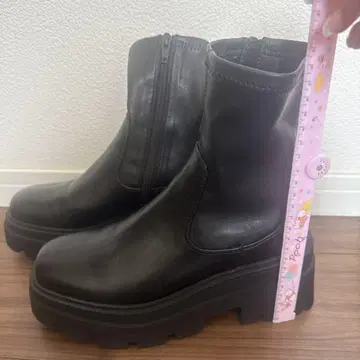 M23.5cm R&E 블랙 숏부츠