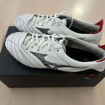 모렐리아 네오 4 Japan 26cm