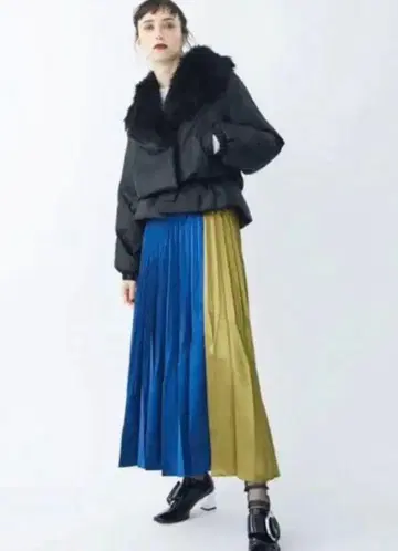 언쓰리 블랙 다운 자켓 퍼&벨트 포함