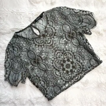 [새상품급 선착순] ZARA BASIC/레이스 크롭 상의