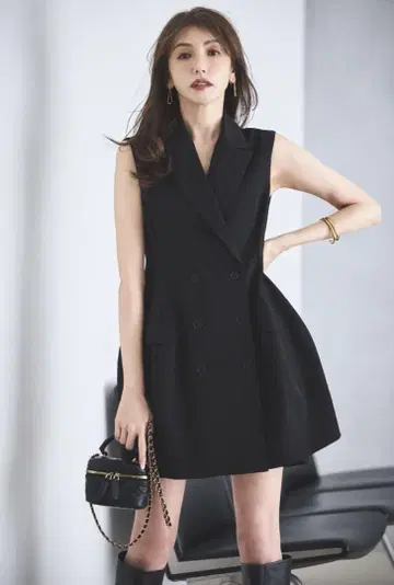 새상품급 노스탤지어 미카 콜라보 베스트 미니 원피스