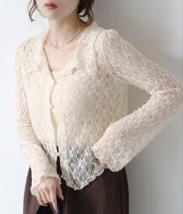 [ Kastane ] 카라 레이스 풀오버 아이보리