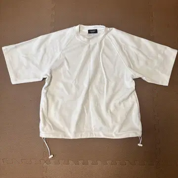 황호 x Donoban 콜라보 KOKOCHI 숏 슬리브 크루넥