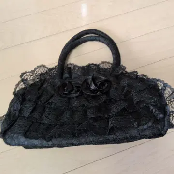 블랙 레이스 핸드백