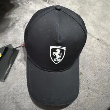 Ferrari F1 Club 블랙 캡