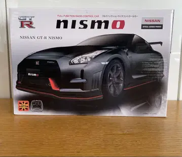 Nissan GT-R Nismo 라디오 컨트롤 카