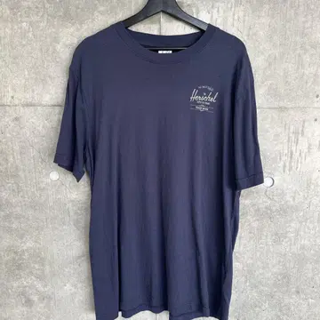 Herschel 네이비 T셔츠 L