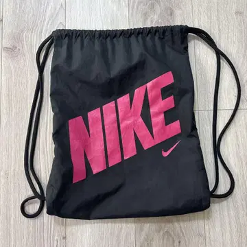 NIKE 드로우 스트링 백 블랙/핑크