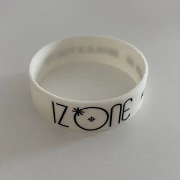 IZ*ONE 민지 러버 밴드 한정품