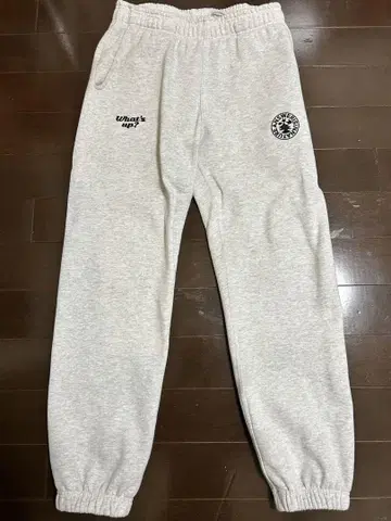 what's up? 그레이 스웨트 팬츠