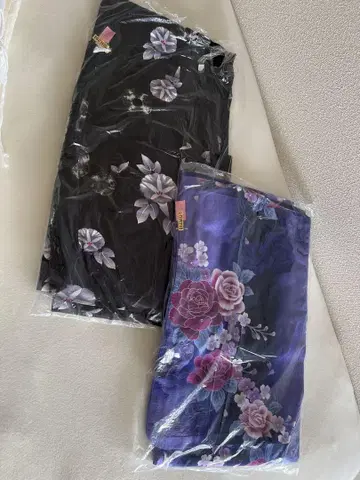 네이비 컬러와 보라색 꽃무늬 유카타 세트