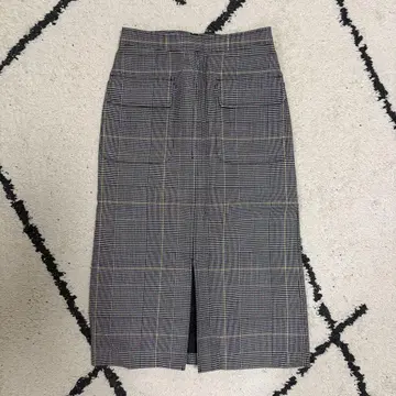 Spick & Span 체크 무늬 타이트 스커트