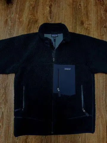 patagonia 블랙 레트로x M