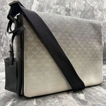 미사용급 EMPORIO ARMANI 숄더 백