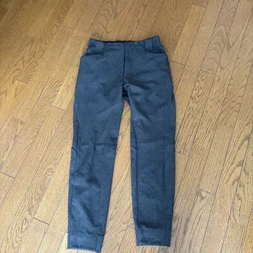 DESCENTE 다크 그레이 슬림핏 팬츠 L