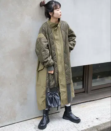 택 포함 새상품 에신타 절개 맥시 밀리터리 코트