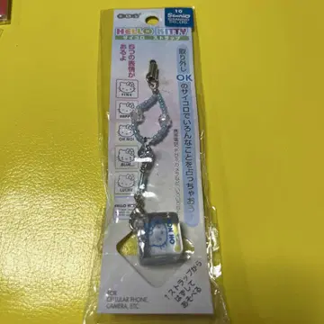 헬로키티 주사위형 스트랩
