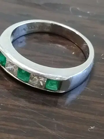 플라티나 900 에메랄드 다이아몬드 5.97g