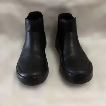 KEEN 블랙 사이드 고어 부츠