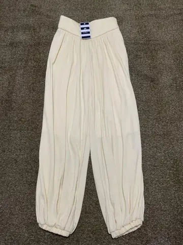 새상품 보더스 앳 발코니 WEEKEND QUILTED PANTS