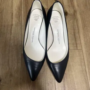 BEAUTIFUL SHOES 펌프스 23cm