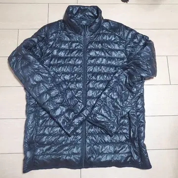 UNIQLO 블랙 다운 자켓 XL 울트라 라이트 다운