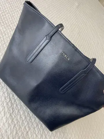 FURLA 네이비 토트백