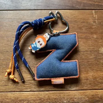 러브브 Z자형 키링