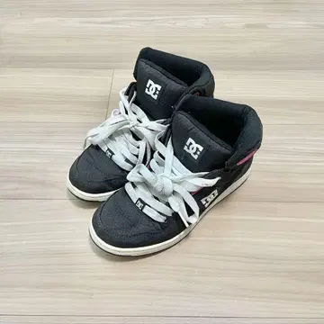 DC 블랙 핑크 하이컷 스니커즈 24cm