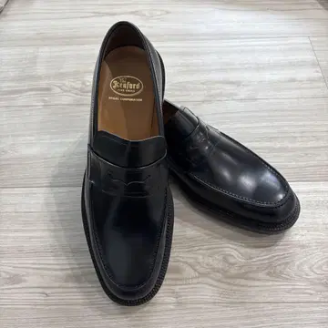 Kenford 블랙 로퍼