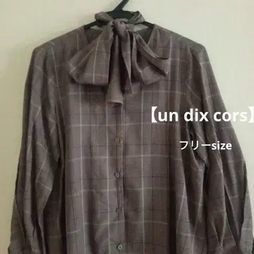 un dix cors 프론트 오픈 블라우스