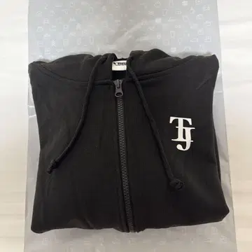 TravisJapan 2025 VIIsual 굿즈 후드티