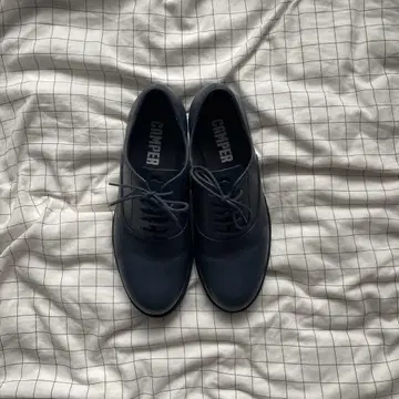 Camper 가죽 레이스업 슈즈