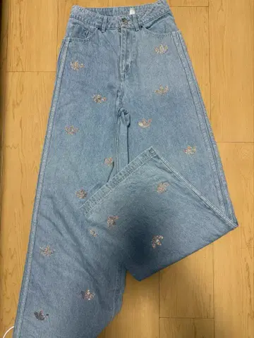 기간 한정 가격 인하 adidas Originals 데님