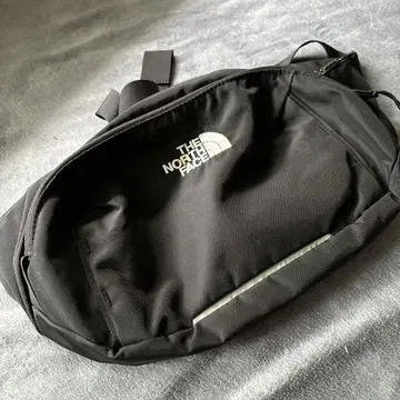 THE NORTH FACE 바디백 블랙