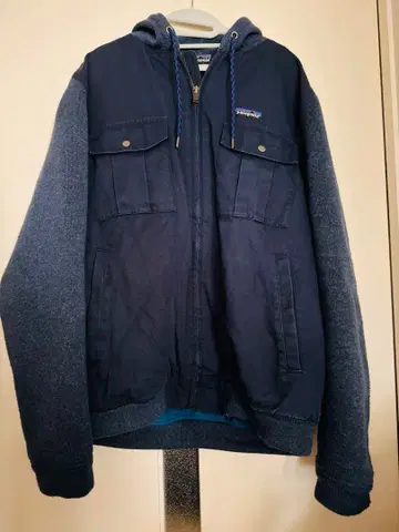 파타고니아 마운틴 후드티 네이비