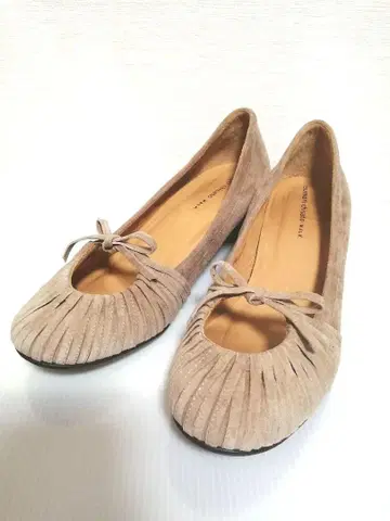 TSUMORI CHISATO 스웨이드 펌프스