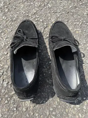 라르디니 블랙 스웨이드 로퍼