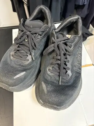 HOKA ONE ONE BONDI8/호카오네오네 본다이8 26cm